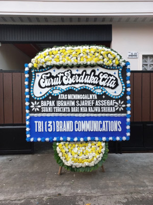Papan Bunga Duka di Purbaratu